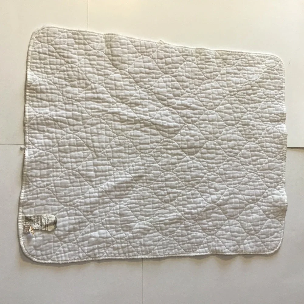 VTG Dundee Crib Mattress Pad White Quilted Rectangle Round Corners Made in USA